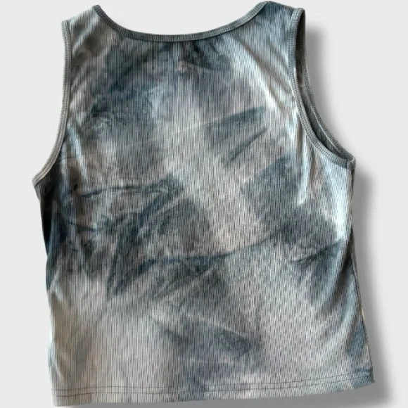 Grunge Graphic Cropped Tank - L - Picture 4 of 5